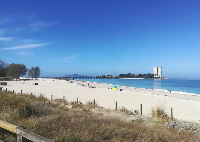 Apartment Vacacional En Playa Del Vao - Corujo